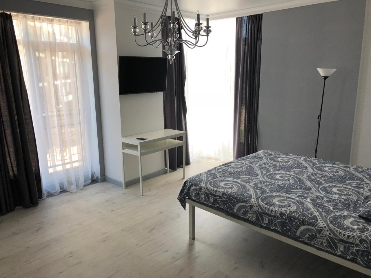 The Den Appartement Odessa Buitenkant foto